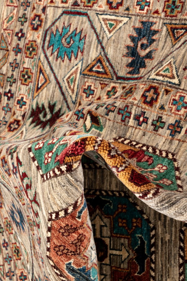 Sultani Rug 300cm x 204cm / 9'10'' x 6'8'' - Image 2